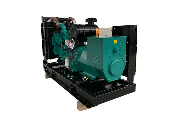 เครื่องกำเนิดไฟฟ้าดีเซล 120kw Cummins ผู้ว่าการไฟฟ้าและขับเคลื่อนโดยเครื่องยนต์