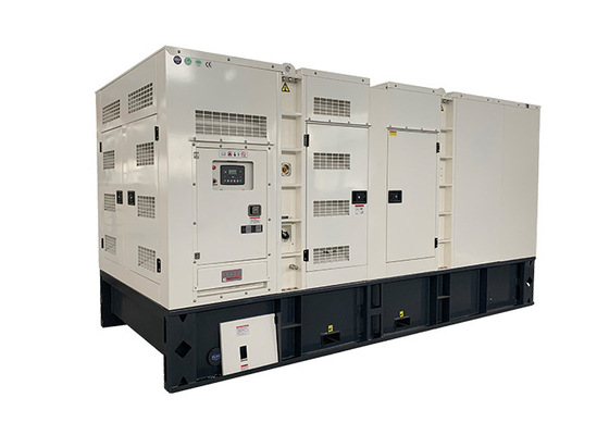 625kVA สายไฟฟ้าดีเซลเสียงเงียบมาก Cummins เครื่องกําเนิด 500kW น้ําเย็น