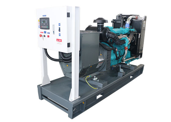 เครื่องผลิตไฟพกพาเบาเย็นด้วยน้ํา ประเภทเปิด Genset 110KW